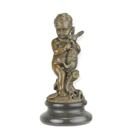 Bronzefigur kleiner Junge mit Hase, A BRONZE SCULPTURE OF A LITTLE BOY WITH RABBIT