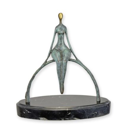 Moderne Bronzefigur weiblicher Akt, A MODERNIST BRONZE SCULPTURE OF A SEATED FEMALE NUDE