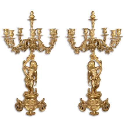 2er-Set 7-flammige Kerzenhalter, A PAIR OF SEVEN LIGHT GILT CANDELABRA