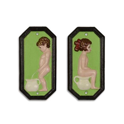 2er-Set Gusseisen-Toilettenschilder, grün, A PAIR OF CAST IRON BOY AND GIRL TOILET PLAQUES - GREEN