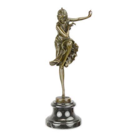 Bronzefigur Hindu-Tänzerin, A BRONZE SCULPTURE OF A HINDU DANCER