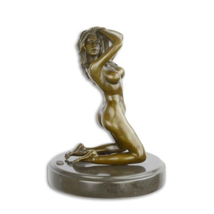 Erotische weibliche Bronzefigur, AN EROTIC BRONZE SCULPTURE OF A FEMALE NUDE