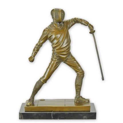 Bronzefigur Fechter, A BRONZE SCULPTURE OF A FENCER