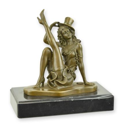 Bronzefigur Revuetänzerin, A BRONZE SCULPTURE OF A REVUE DANCER