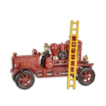 Gusseisen-Miniatur Feuerwehrwagen, A CAST IRON MODEL OF A FIRE TRUCK