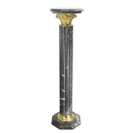 Marmorsäule, schwarz, A MARBLE COLUMN - BLACK