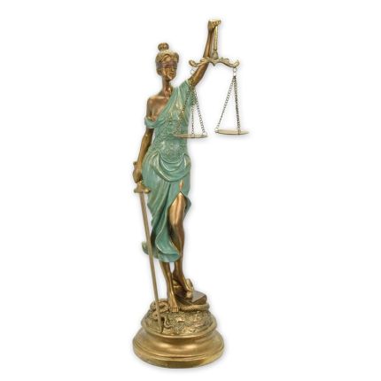 Polyresinfigur Justitia, A RESIN FIGURINE OF LADY JUSTICE