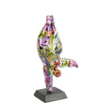 Polyresin-Figur balancierende Frau, Graffiti-Stil, A POLYRESIN FIGFURE OF A BALANCING WOMAN GRAFITY ART