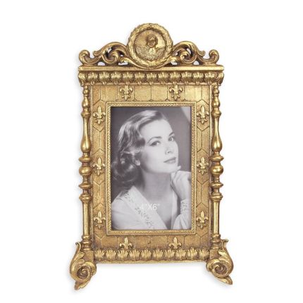 Bilderrahmen aus Polyresin, A RESIN PHOTO FRAME