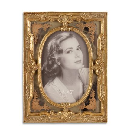 Polyresin-Bilderrahmen, A RESIN PHOTO FRAME