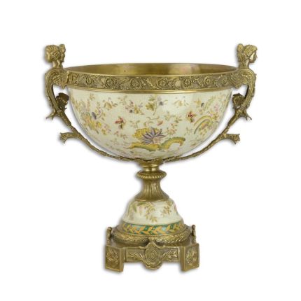 Porzellanschüssel auf Standfuß mit Bronzeanteilen, A BRONZE MOUNTED PORCELAIN BOWL ON STAND