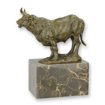 Bronzefigur Stier, A BRONZE SCULPTURE OF A BULL