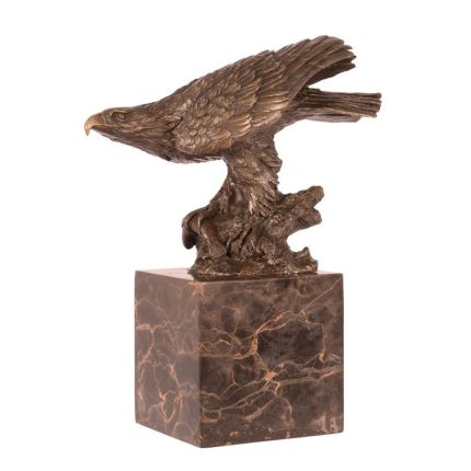 Bronzetierfigur Adler, A BRONZE SCULPTURE OF AN EAGLE