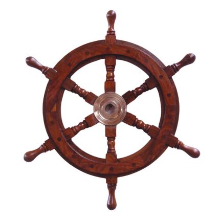 Steuerrad aus Holz, A WOODEN STEERING WHEEL