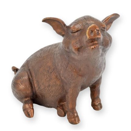 Bronzetierfigur Ferkel, Ferkelfigur, Schweinefigur, Tierfigur, Gartenfigur, A BRONZE SCULPTURE OF A SITTING PIGLET