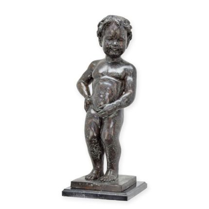 Bronzefigur Junge, A BRONZE SCULPTURE OF "LITTLE PISSING MAN"