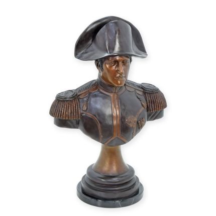 Bronzebüste Napoleon, A BRONZE BUST OF NAPOLEON