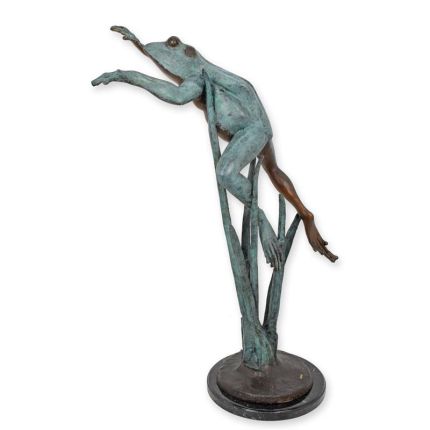 Bronzefigur springender Frosch, A BRONZE SCULPTURE OF A LEAPING FROG