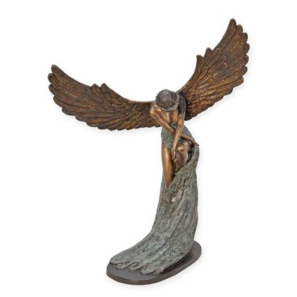 Bronzefigur geflügelte Frau, Engelfigur, A BRONZE SCULPTURE OF A WINGED FEMALE