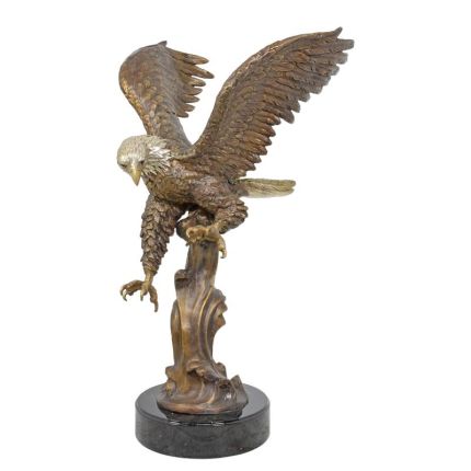 Bronzetierfigur Adler, A BRONZE SCULPTURE OF AN EAGLE