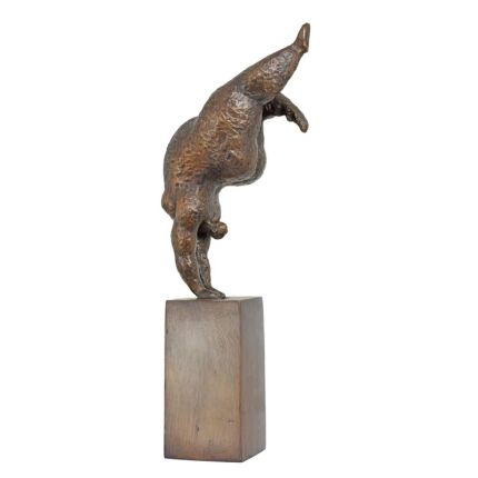 Moderne Bronzefigur Tänzerin, weiblicher Akt, A BRONZE SCULPTURE OF A FEMALE DANCER