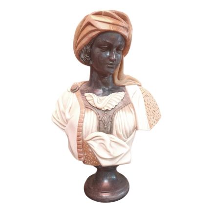 Marmorbüste afrikanische Frau, A MARBLE BUST OF A MOOR