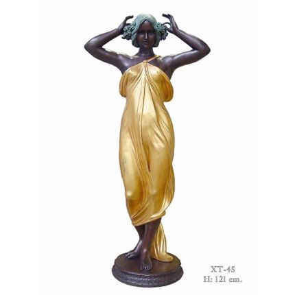 Bronzefigur Frau im Jugendstil, A BRONZE ART NOUVEAU SCULPTURE OF A LADY