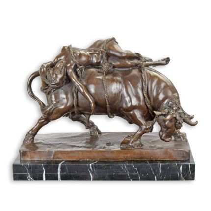 Bronzefigur Europa und Stier, A BRONZE SCULPTURE OF EUROPA AND THE BULL