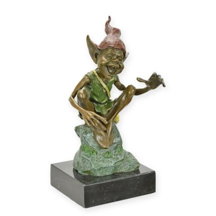 Bronzefigur Kobold, Gnom, Zwerg, A BRONZE SCULPTURE OF A RESTING GOBLIN