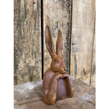 Kleine Gusseisentierfigur Hase, Gusseisenhase, rostfarben, Hasenfigur, Tierfigur, Gartenfigur