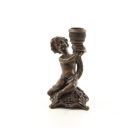 Kerzenhalter mit Putte aus Bronze, A BRONZE PUTTO CANDLESTAND