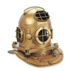 Miniaturmodell Taucherhelm, Zinnblech, A TIN MODEL OF A DIVING HELMET