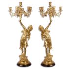 Paar hellvergoldete Kerzenhalter aus Bronze, A PAIR OF SIX LIGHT GILT BRONZE CANDELABRA