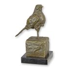 Bronzefigur kleiner Raubvogel, A BRONZE SCULPTURE OF A SMALL BIRD OF PREY