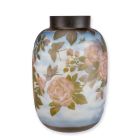 Cameoglas-Vase mit Rosendekor, A CAMEO GLASS VASE 'ROSES'