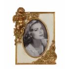 Bilderrahmen aus Polyresin, A RESIN PHOTO FRAME