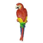 Wanddekoration Papageienfigur aus Gusseisen, A CAST IRON WALL MOUNT RED AND YELLOW MACAW