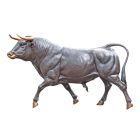 Bronzetierstatue Stier, A BRONZE SCULPTURE OF A BULL
