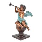 Bronzefigur musizierende Putte, mehrfarbig, Höhe 95 cm, Puttenfigur, Bronzeputte, Bronzeengel, Gartenfigur, Engelfigur, A BRONZE SCULPTURE OF A PUTTO PLAYING TRUMPET