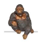 Bronzetierfigur Gorilla, sitzend, Kantenfigur, Höhe 29,8 cm, Bronzegorilla, Gorillafigur, Tierfigur, Dekofigur, A BRONZE SCULPTURE OF A SITTING GORILLA