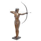 Bronzefigur Diana, die Bogenschützin, A BRONZE SCULPTURE OF DIANA THE ARCHER