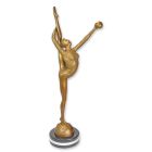 Bronzefigur Ballerina mit Ball, A BRONZE SCULPTURE OF A BALLERINA WITH BALL