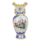 Blumenvase aus Porzellan im orientalischen Stil, AN ORIENTAL STYLE PORCELAIN FLOWER VASE