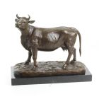 Bronzetierfigur Stier, L. 34,6 cm, Stierfigur, Bronzestier, Tierfigur, Dekofigur, A BRONZE SCULPTURE OF A COW