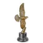 Bronzefigur fliegende Taube, A BRONZE SCULPTURE OF A PIGEON IN A FLIGHT