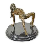 Erotische weibliche Bronzefigur, AN EROTIC BRONZE SCULPTURE OF A FEMALE NUDE