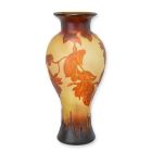 Kameo-Glasvase "Kolibri", Höhe 44,7 cm, Blumenvase, Bodenvase, Kameovase, Vogeldekor, Blumendekor, A CAMEO GLASS BALUSTER VASE 'HUMMINGBIRD'