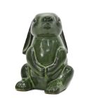 Hase, sitzend - H. 20 cm - grün- glasierte Terracotta - Heritage Garden