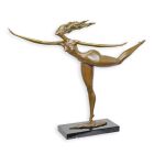 Moderne Bronzefigur nackte, turnende Frau, H. 97 cm, L. 119,5 cm, Frauenakt, Nacktfigur, Gartenfigur, A MODERNIST BRONZE SCULPTURE OF A FEMALE NUDE